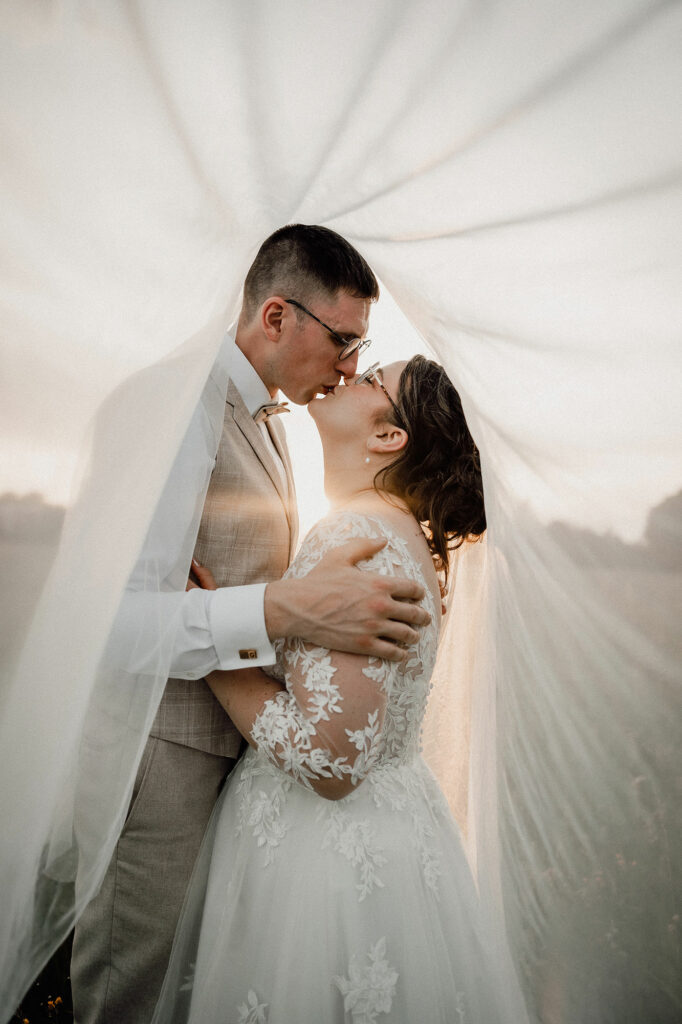 couple-maries-voile